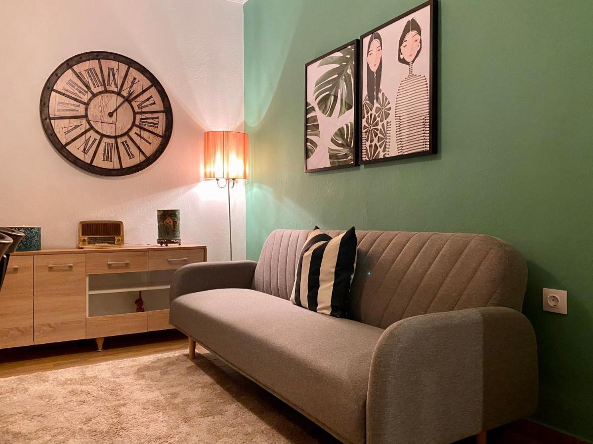 Oasis Garden Apartment ヴォロス エクステリア 写真